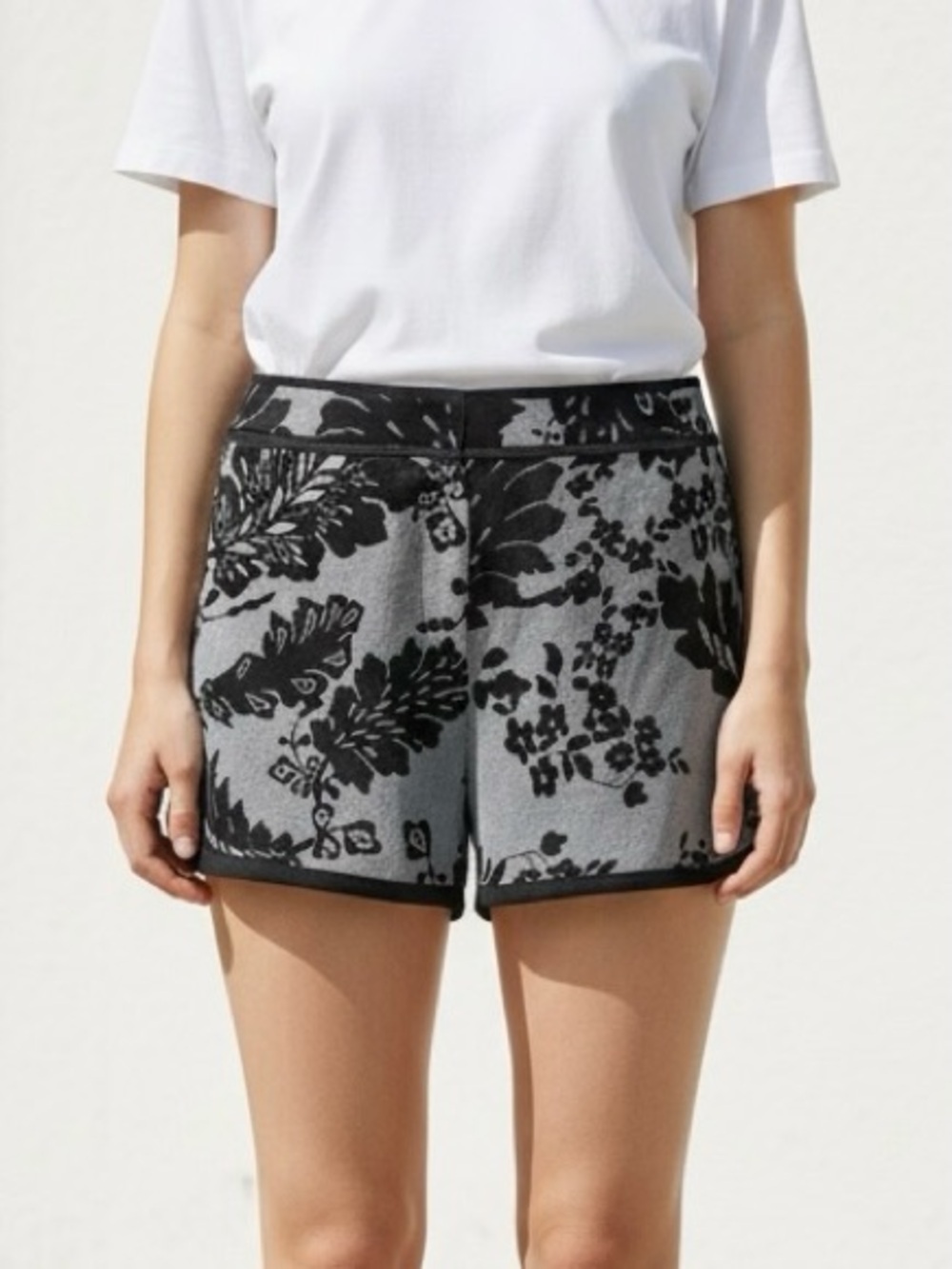 NEW Diane Von Furstenberg DVF Lace Print Silk Short Plus Size 14 NWT